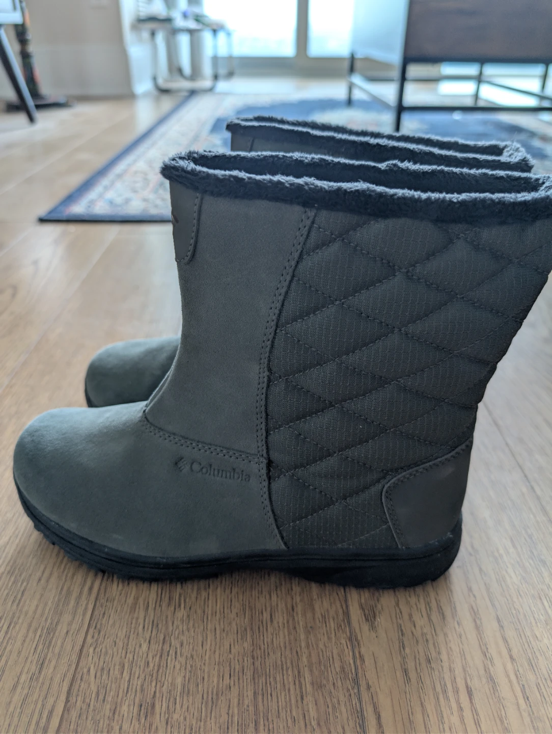Columbia Women's Winter Boots Size 8