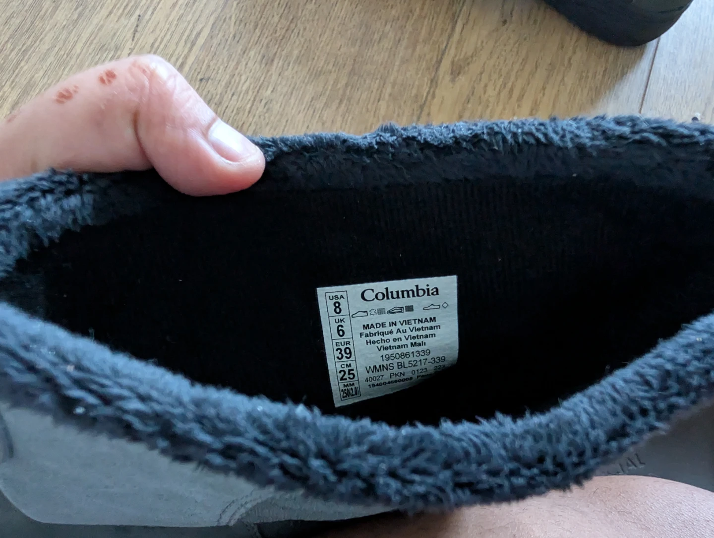 Columbia Women's Winter Boots Size 8 - photo 2