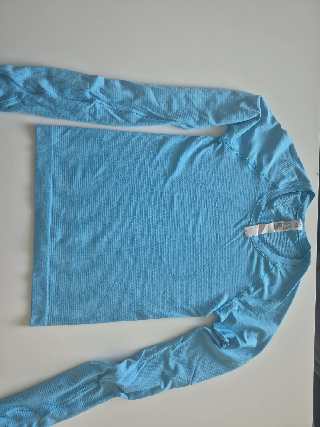 Lululemon Long Sleeve Shirt Size 2