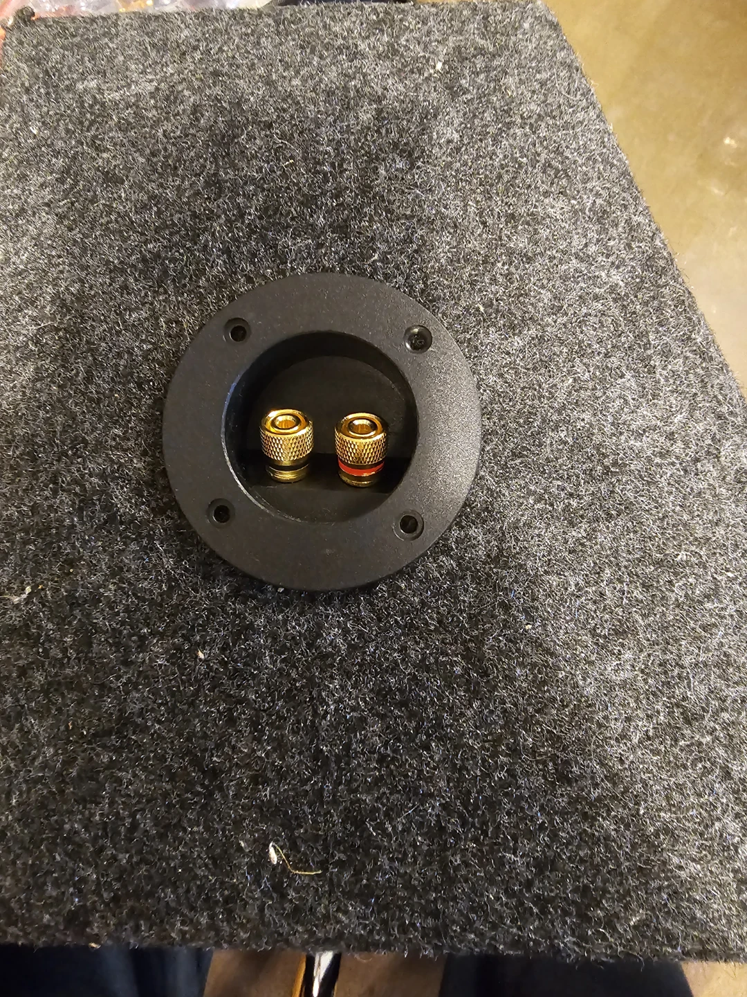 Car Audio 8 " Speaker Box with Components - photo 3