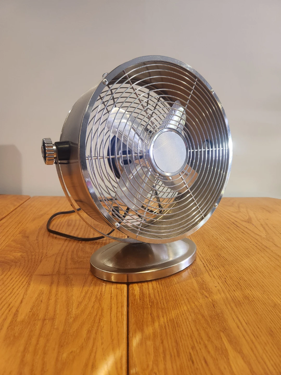 Retro/Vintage Style Fan