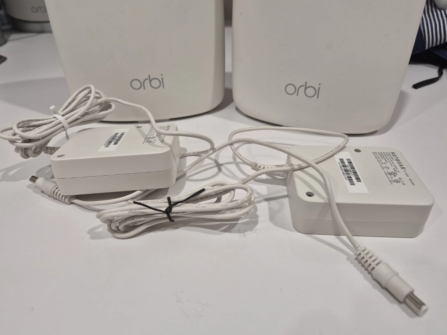 Netgear Orbi Whole Home WiFi System (Router + Satellite) - photo 5
