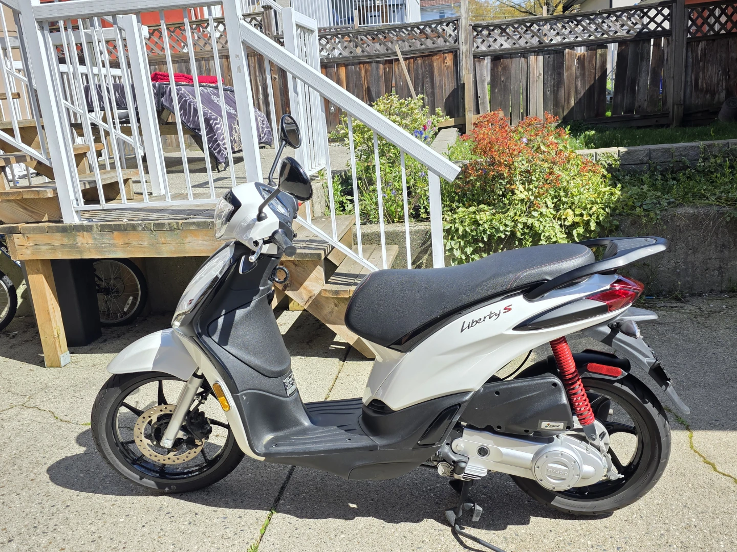 Piaggio Liberty S  Scooter - photo 3