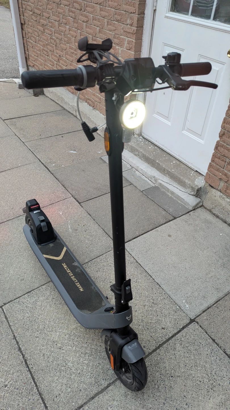 NIU KQI2 Pro Electric Kick Scooter