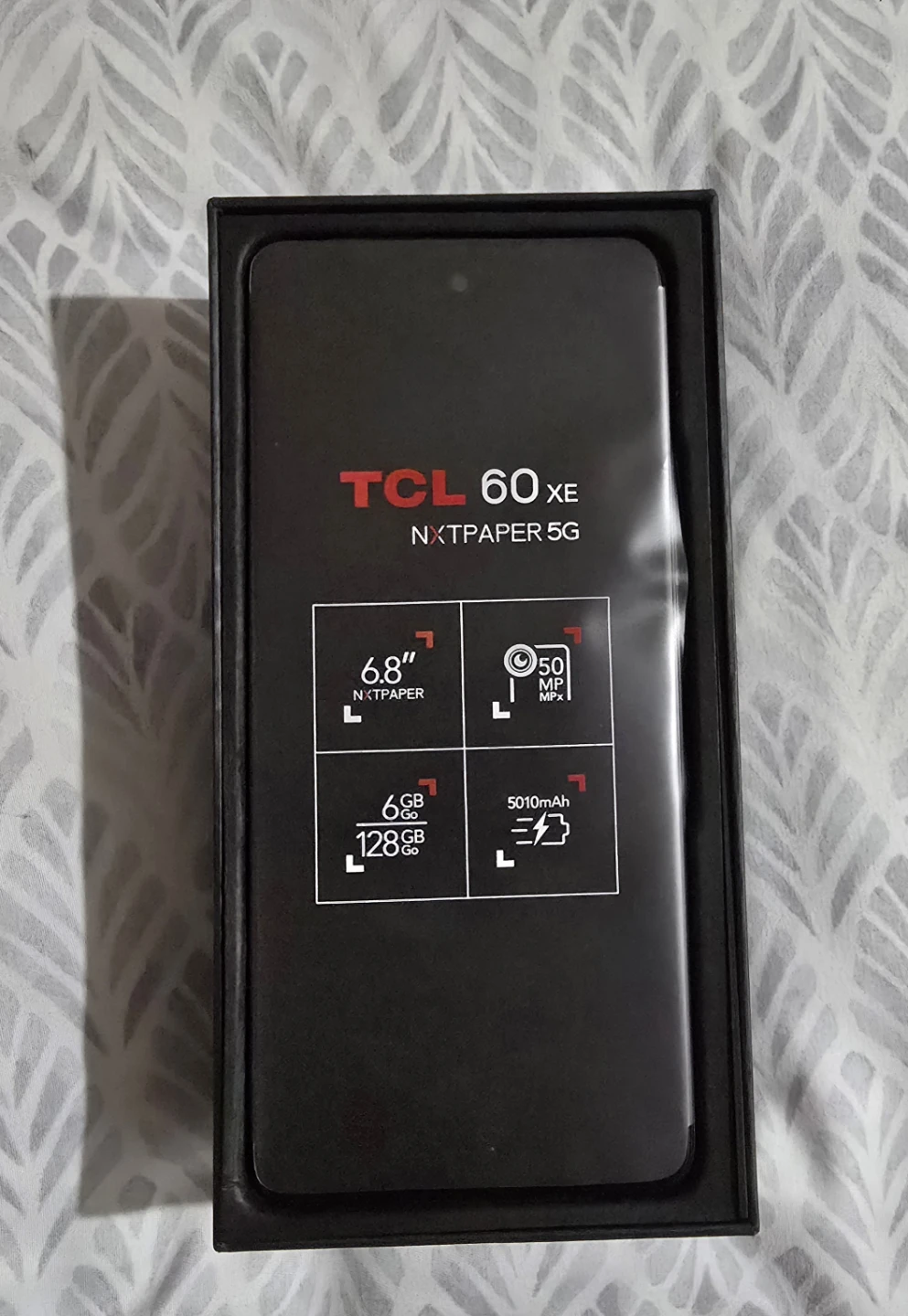 TCL 60 XE NXTPAPER 5G Smartphone with Case - photo 2