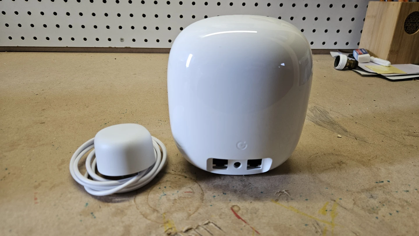Google Nest Wifi Router - photo 2