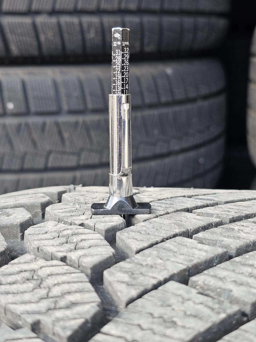 AUDI Q4 (E-TRON) O.E.M RIMS AND WINTER TIRES - photo 4