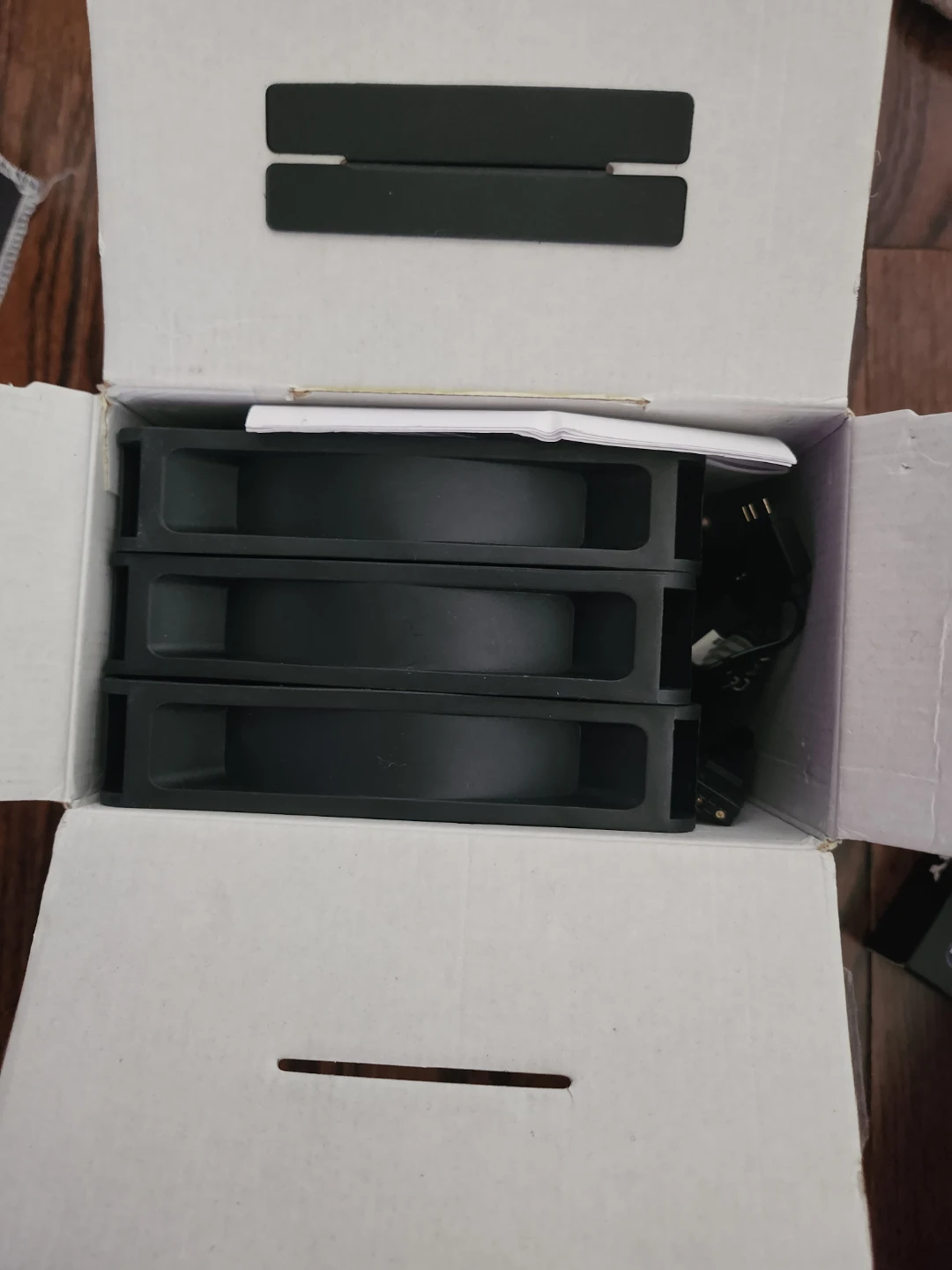 Corsair RS120 ARGB Case Fans - photo 2