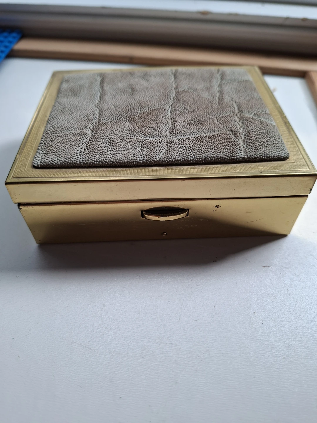 Vintage Gold Tone Cigarette Case Holder