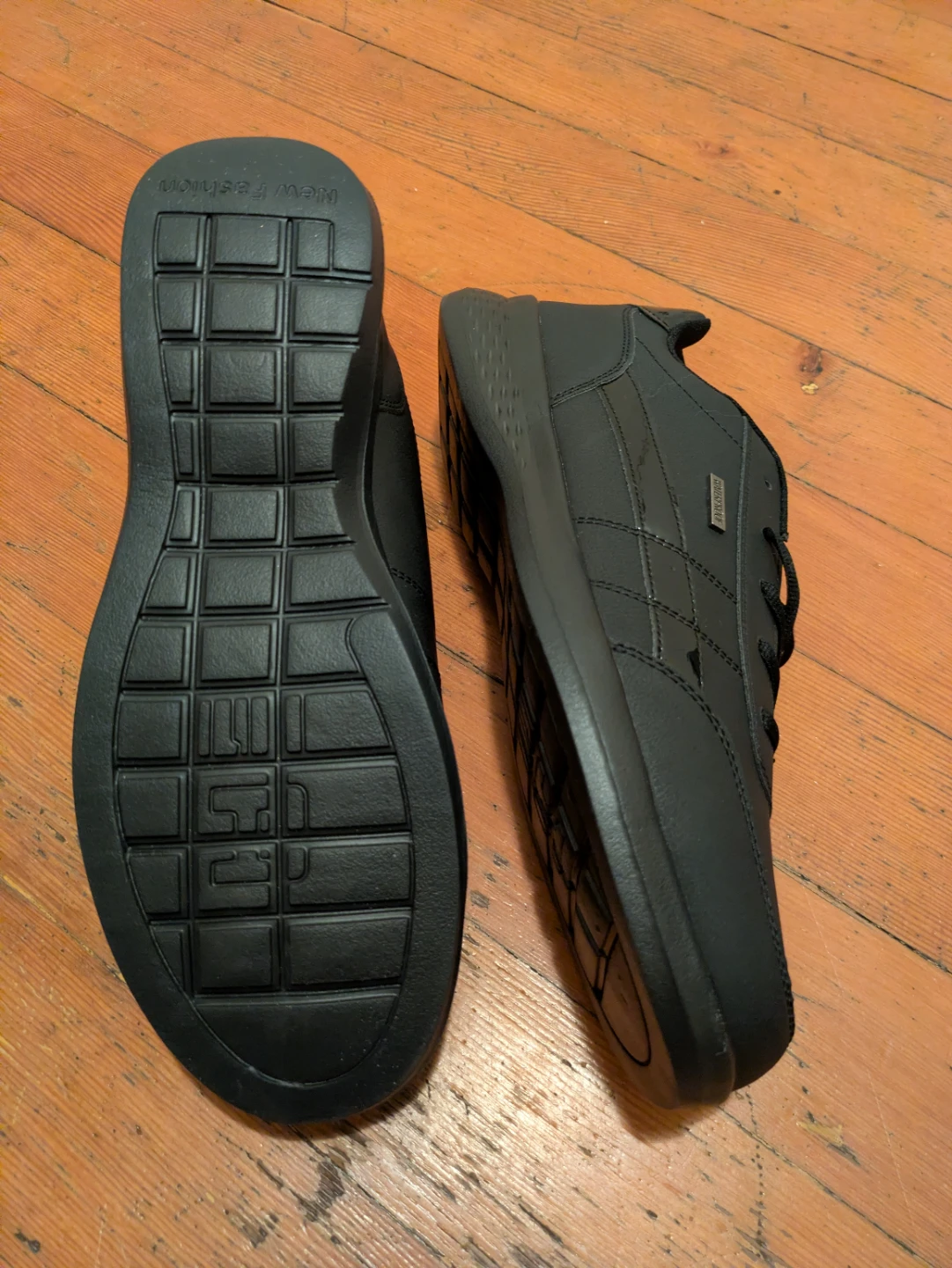 New Mens Waterproof Sneakers - photo 4
