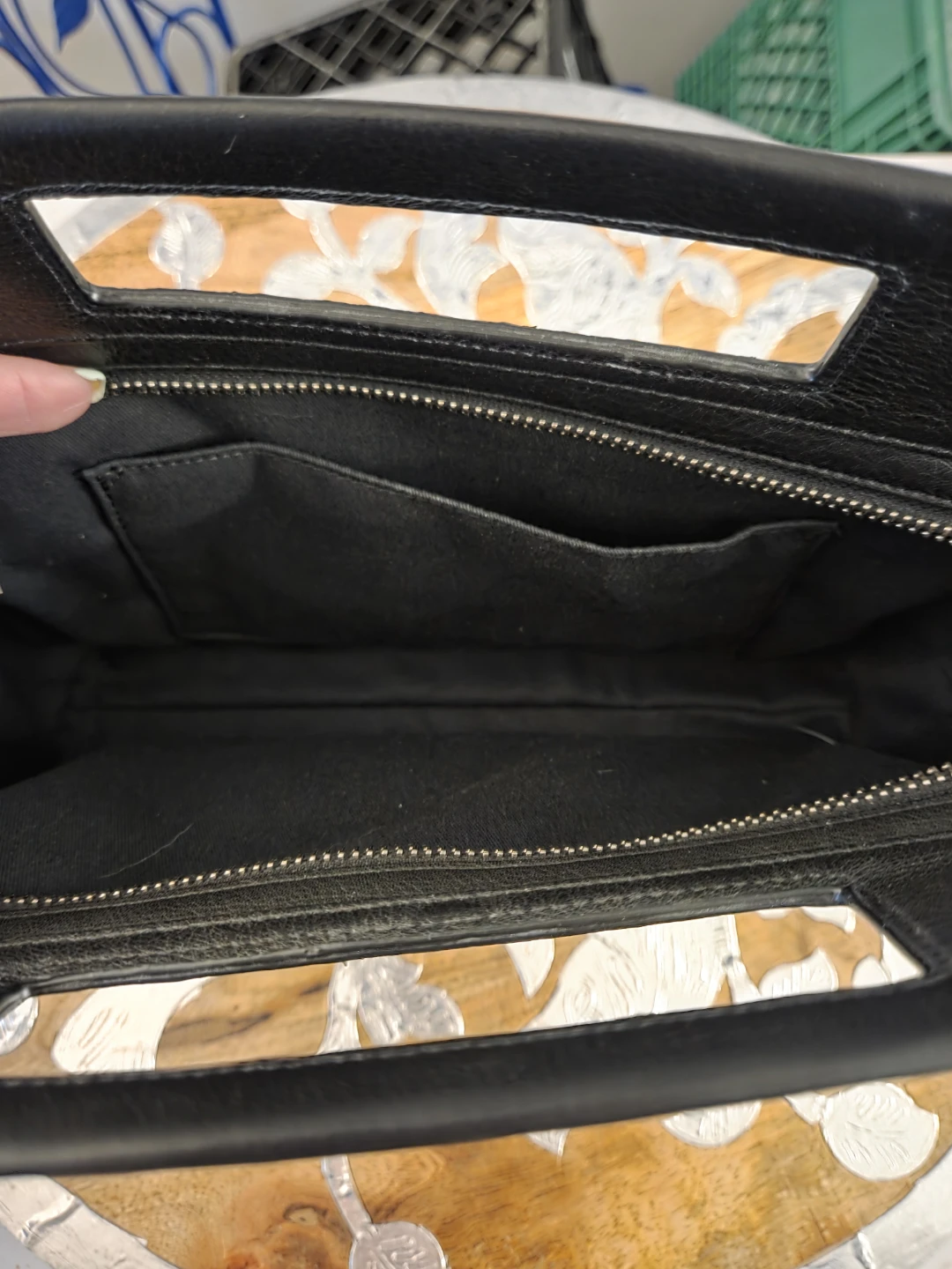 COACH Black Leather Bleeker Edgepoint Clutch Bag - photo 5