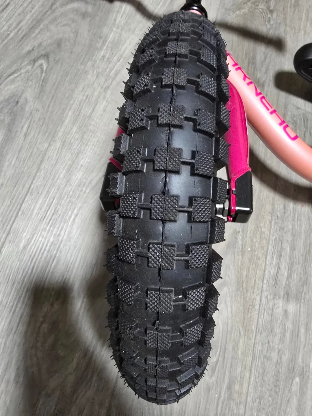 Garneau "FUN" Balance Bike - Pink - photo 2