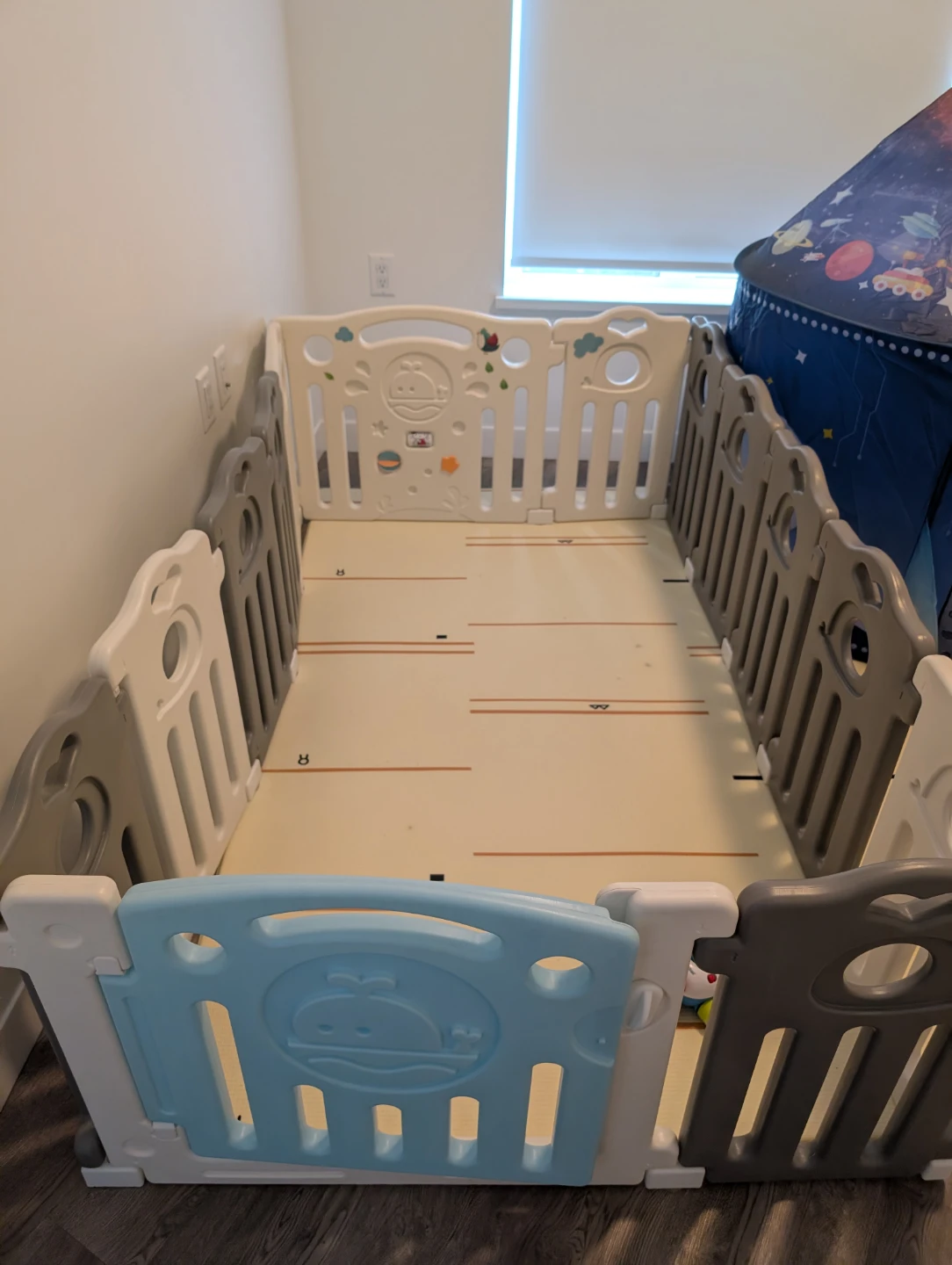 Plastic Playpen for Babies and Toddlers