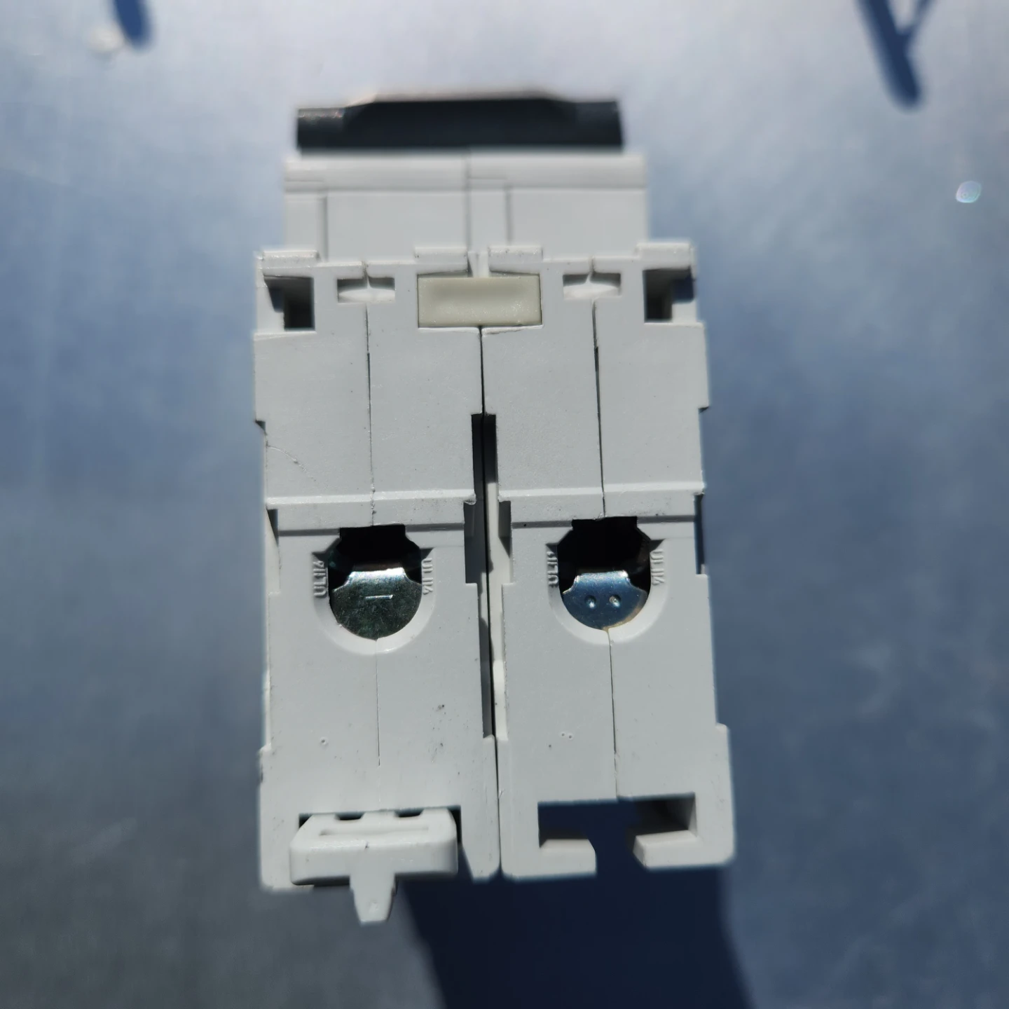 Schneider Electric Multi 9 C60SP Circuit Breaker 2A dinrail - photo 5