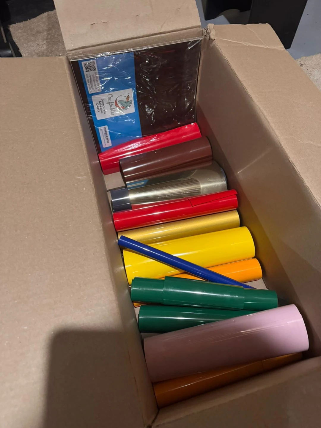 Cricut 2 and vinyl - photo 2