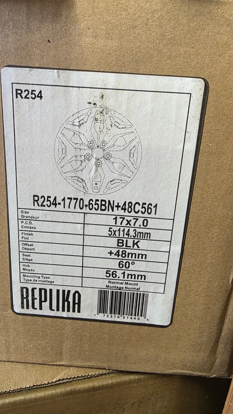 4 brand new 17inch R254 black Replika rims - photo 2