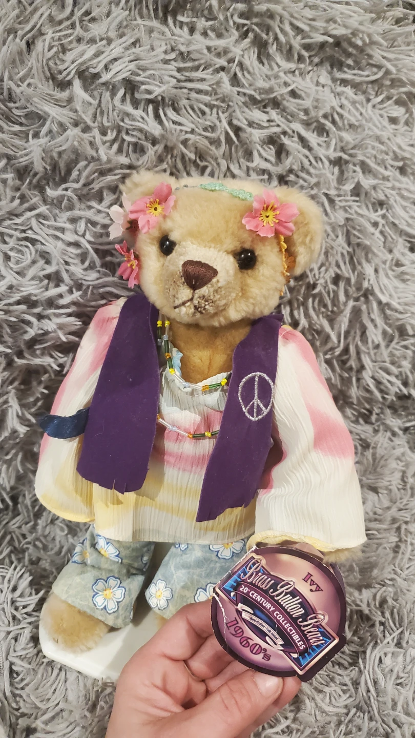 Brass Button Bears Ivy "1960s" Collectible Teddy Bear - photo 2