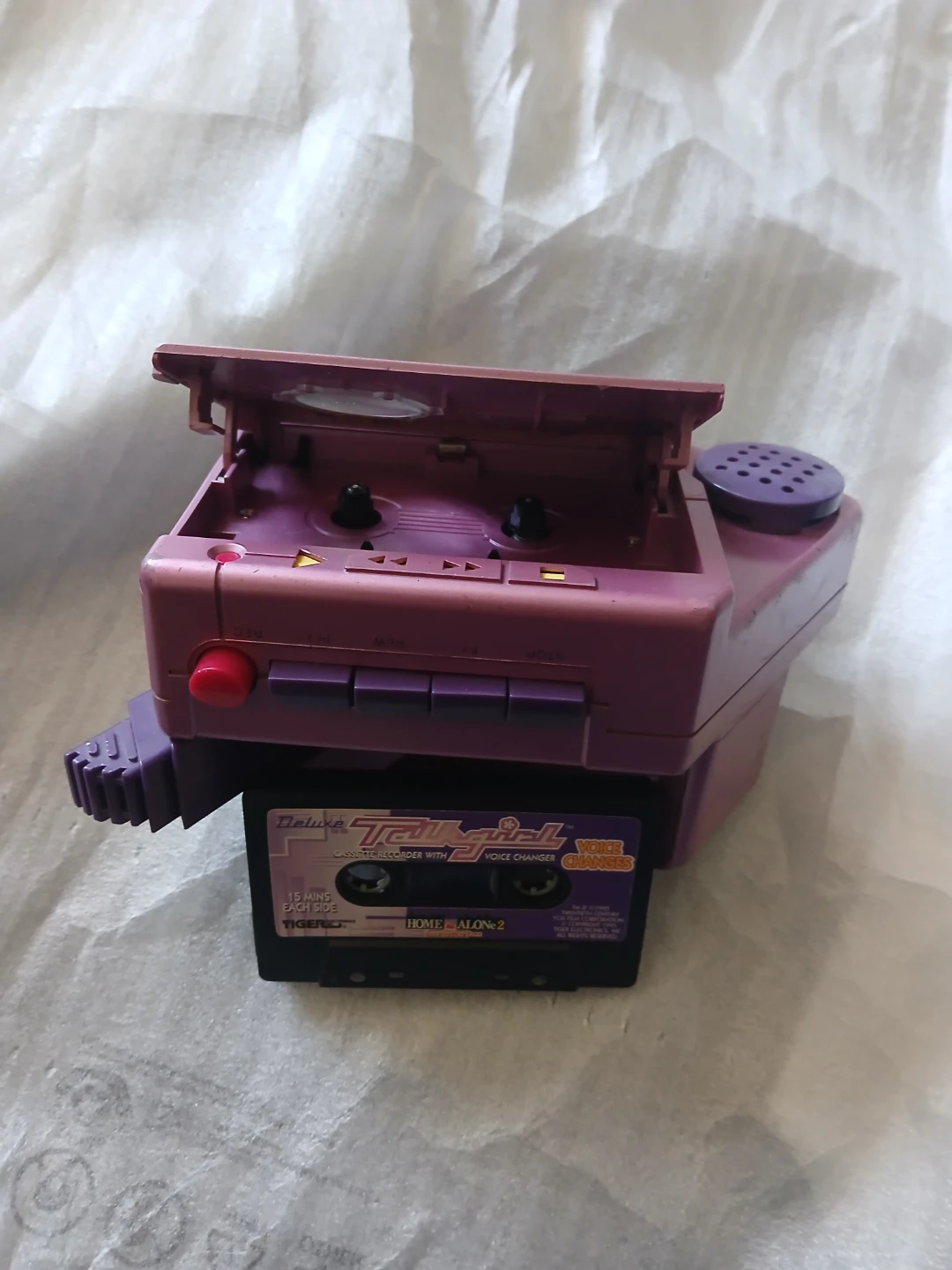 Deluxe Talk-It-Up Cassette Recorder with Voice Changer - photo 5