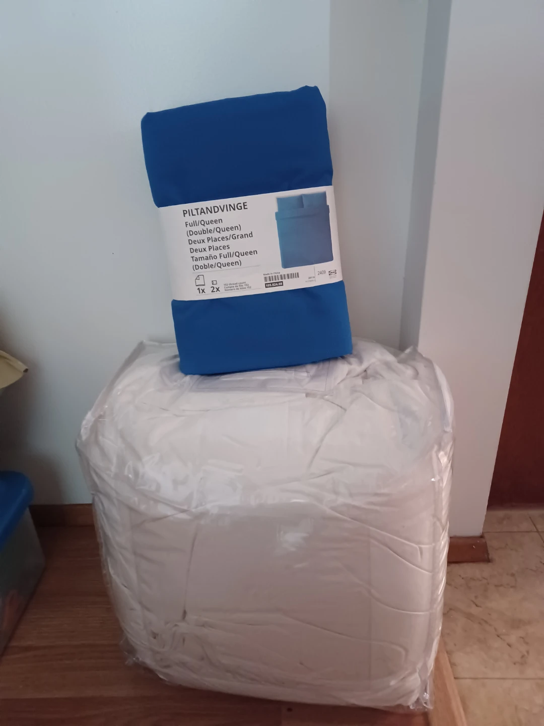 IKEA PILTANDVINGE Full/Queen Duvet Cover Set - Blue