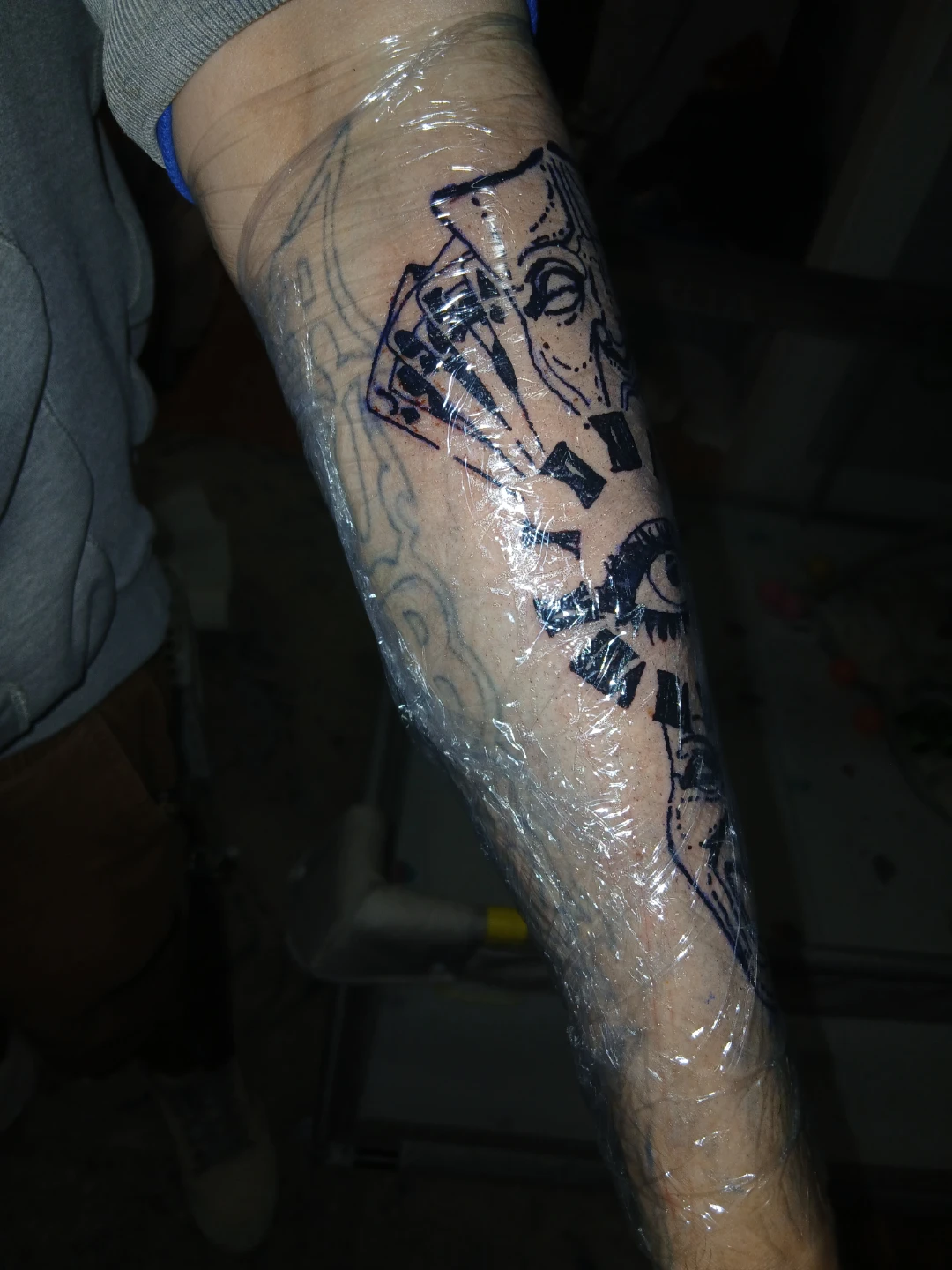 Tattoos for a ps4 pro or a xbox series s send ur offers - photo 3