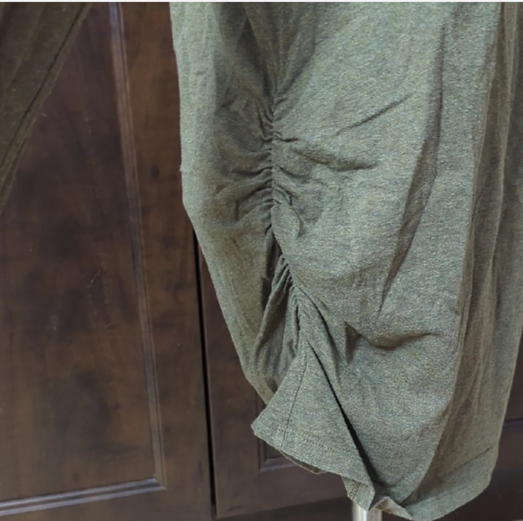 Old Navy Maternity Long Sleeve Ruched Top - Green - Size L - photo 3