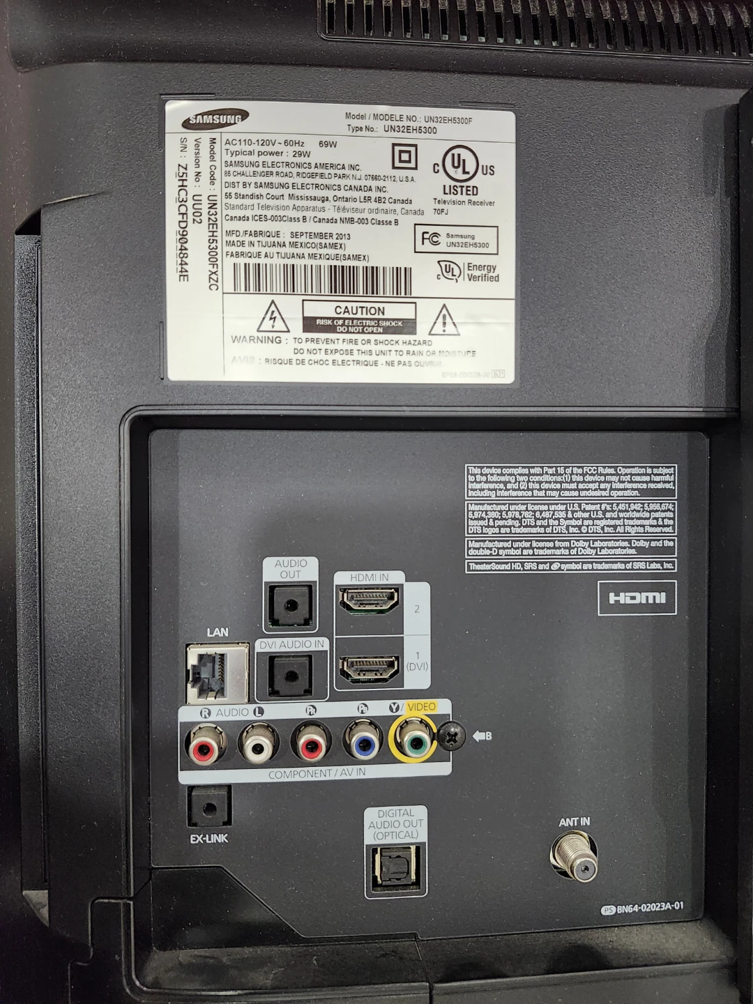 Samsung 32" Smart LED TV with Remote - photo 2