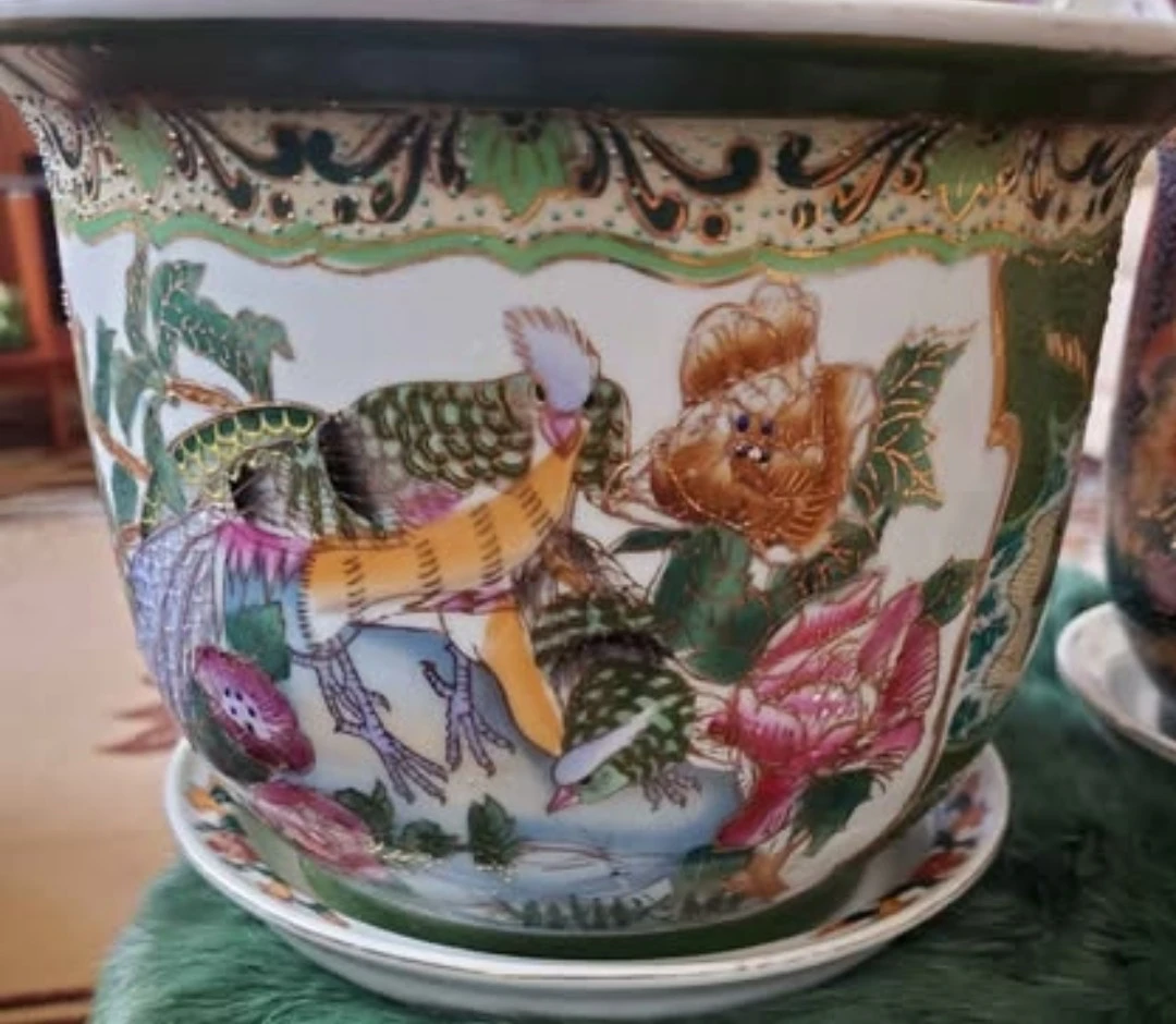 Set of 2 Decorative Ceramic Planters with Saucers - photo 2