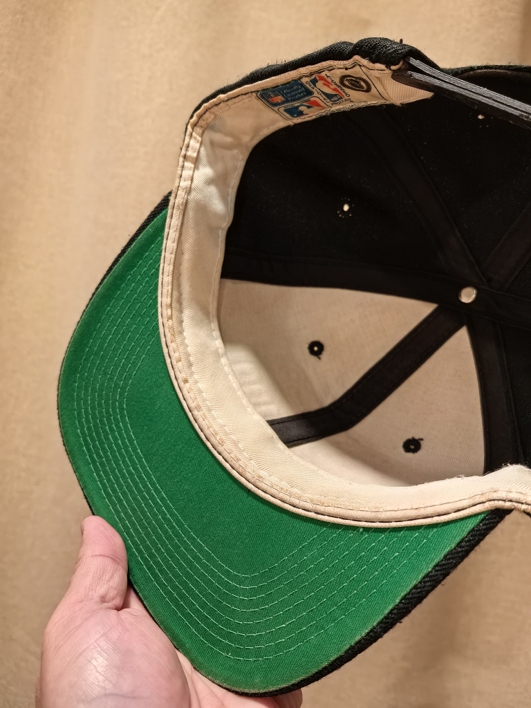 Chicago Bulls 1991 World Champions Snapback Hat - photo 4