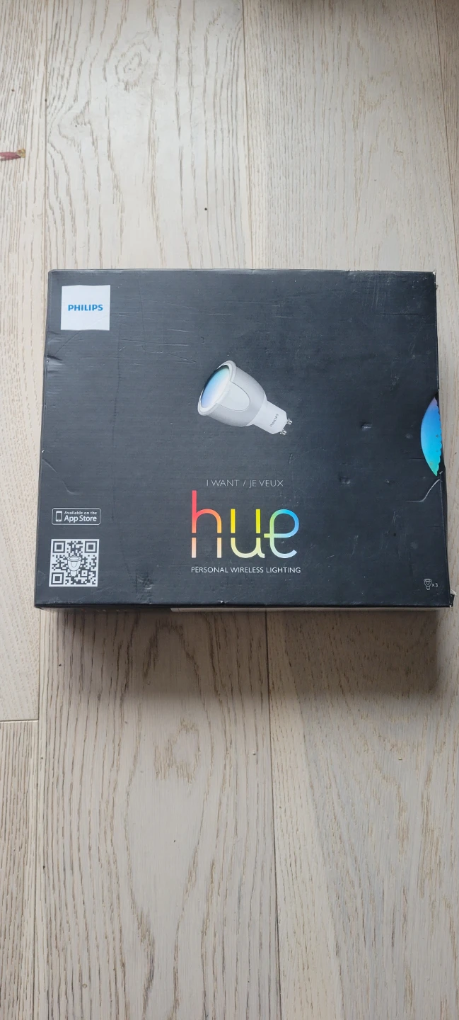 Philips Hue Personal Wireless Lighting Starter Kit - photo 2