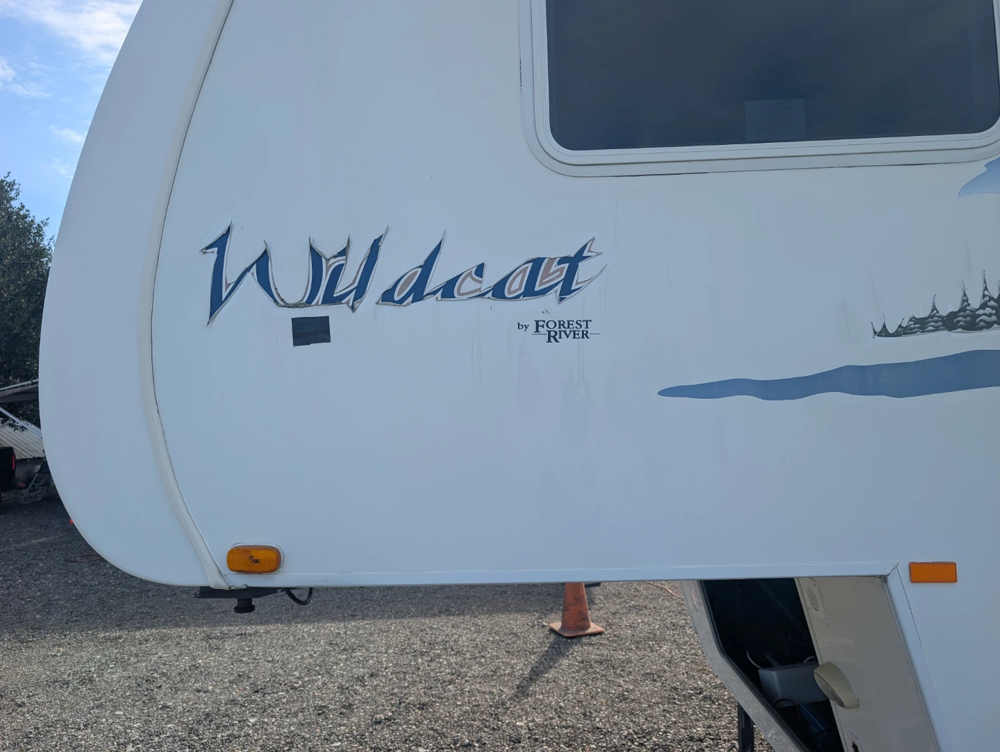 2007 wildcat 5th wheel, - photo 3