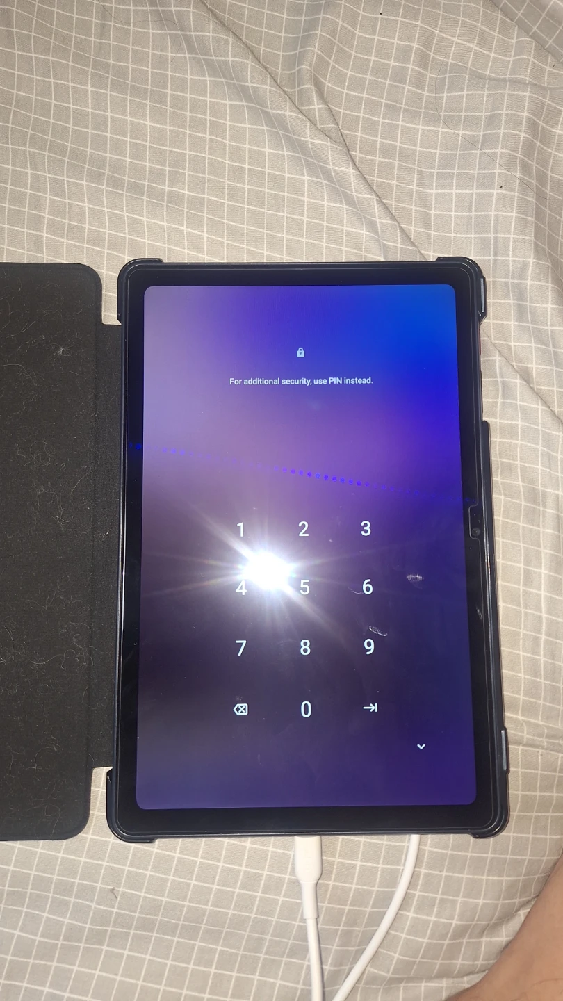 T-Mobile Tablet with Black Case - photo 2