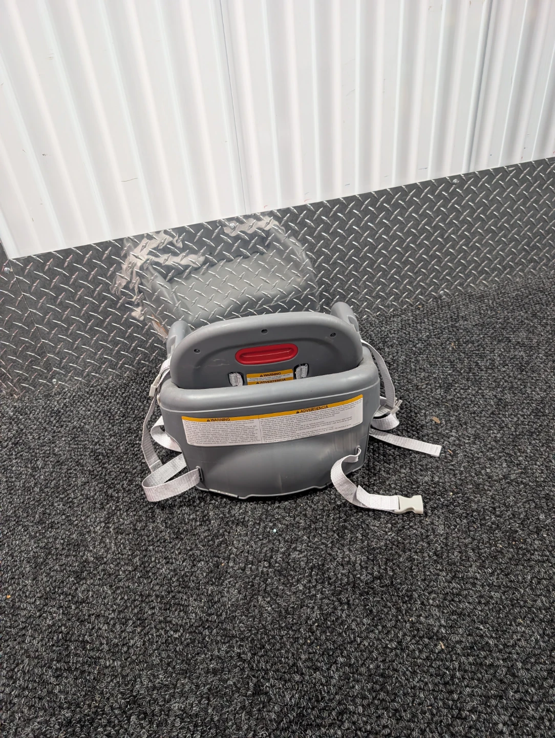 Graco Booster Seat - photo 2