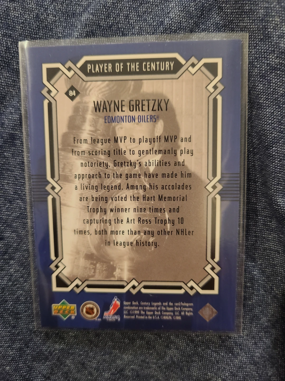 1999 Upper Deck Wayne Gretzky Player of the Century Hockey Card - photo 2