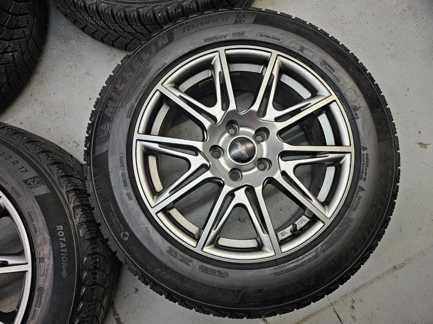 SUBARU FORESTER WINTER TIRES ON ALLOY RIMS 225/60 R17 - photo 5