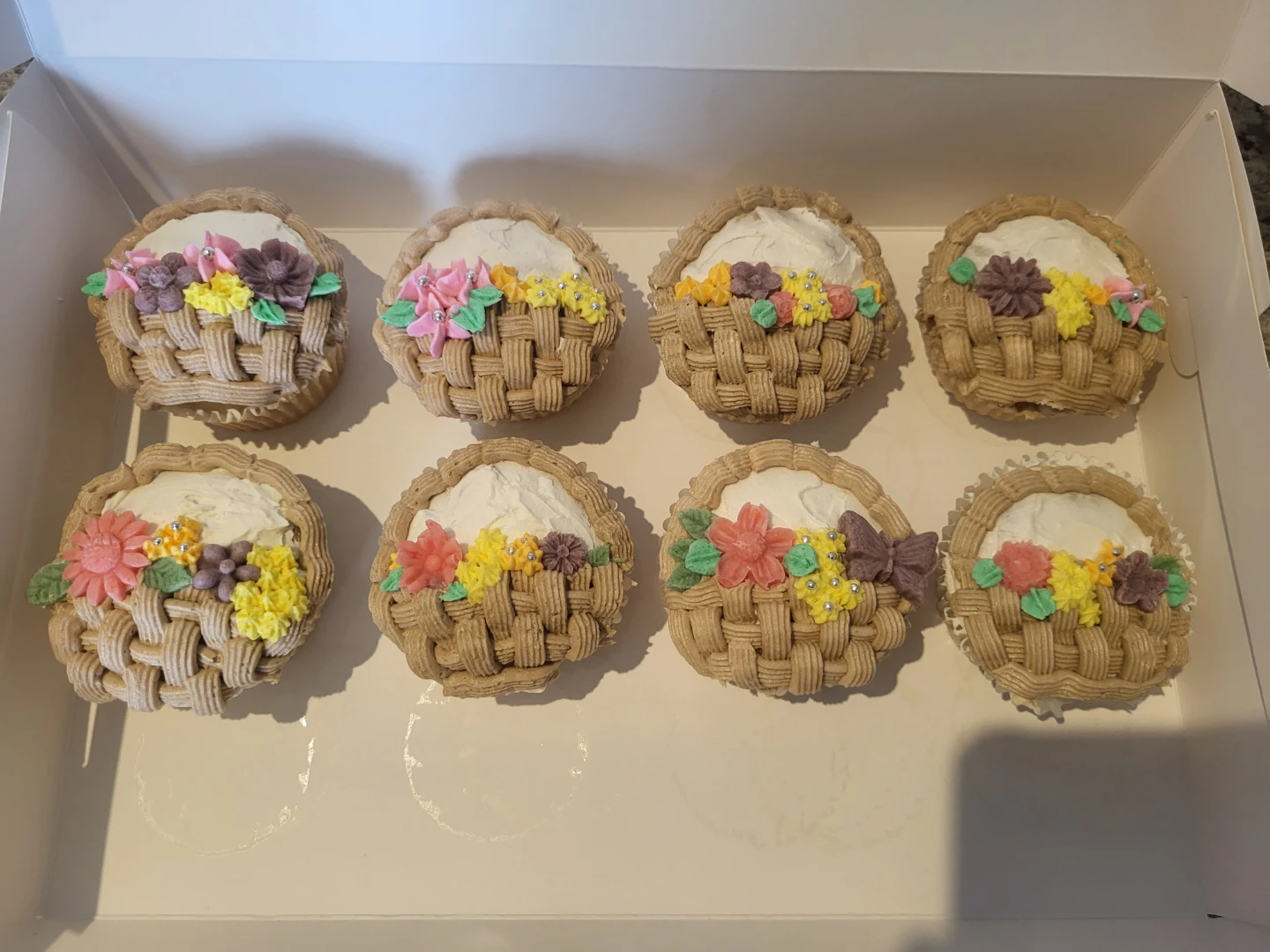 Cupcakes $1 each - photo 2