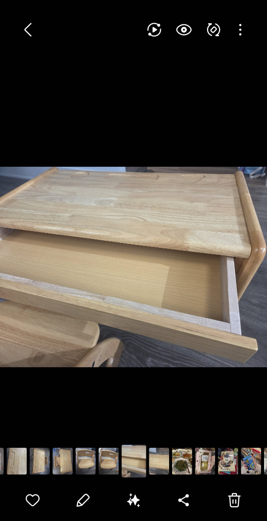 Kids Desk & Chair Set - photo 3