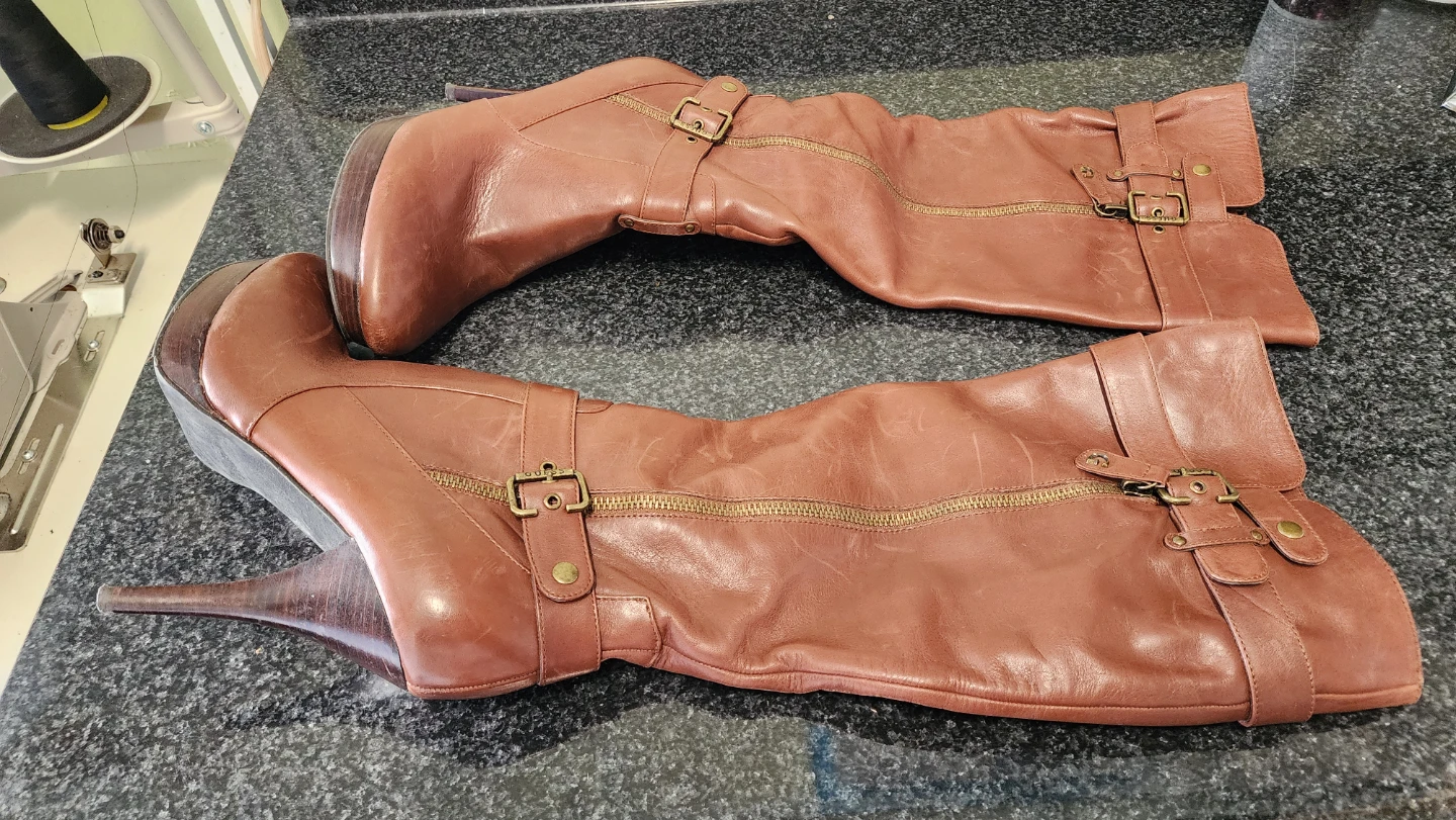 GUESS Brown Leather Knee-High Boots - photo 2