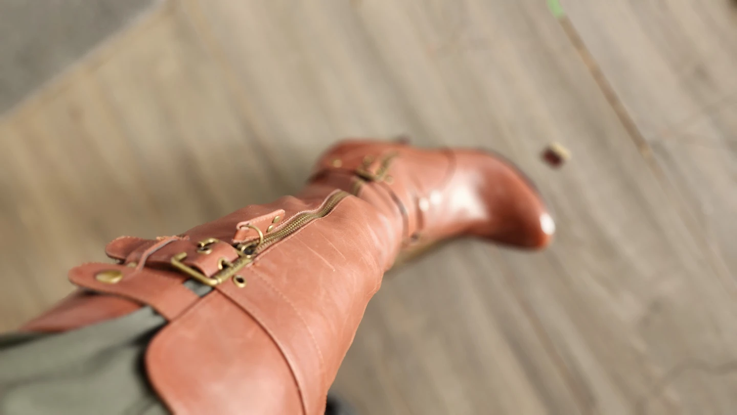 GUESS Brown Leather Knee-High Boots - photo 3
