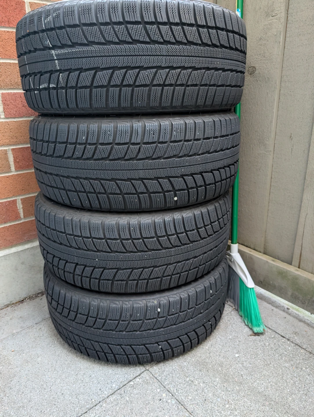 Set of 4 Winter Tires