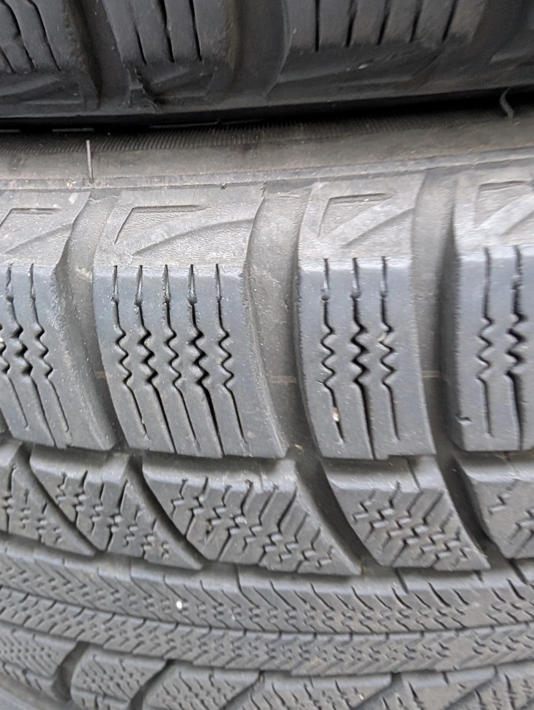 Set of 4 Winter Tires - photo 4