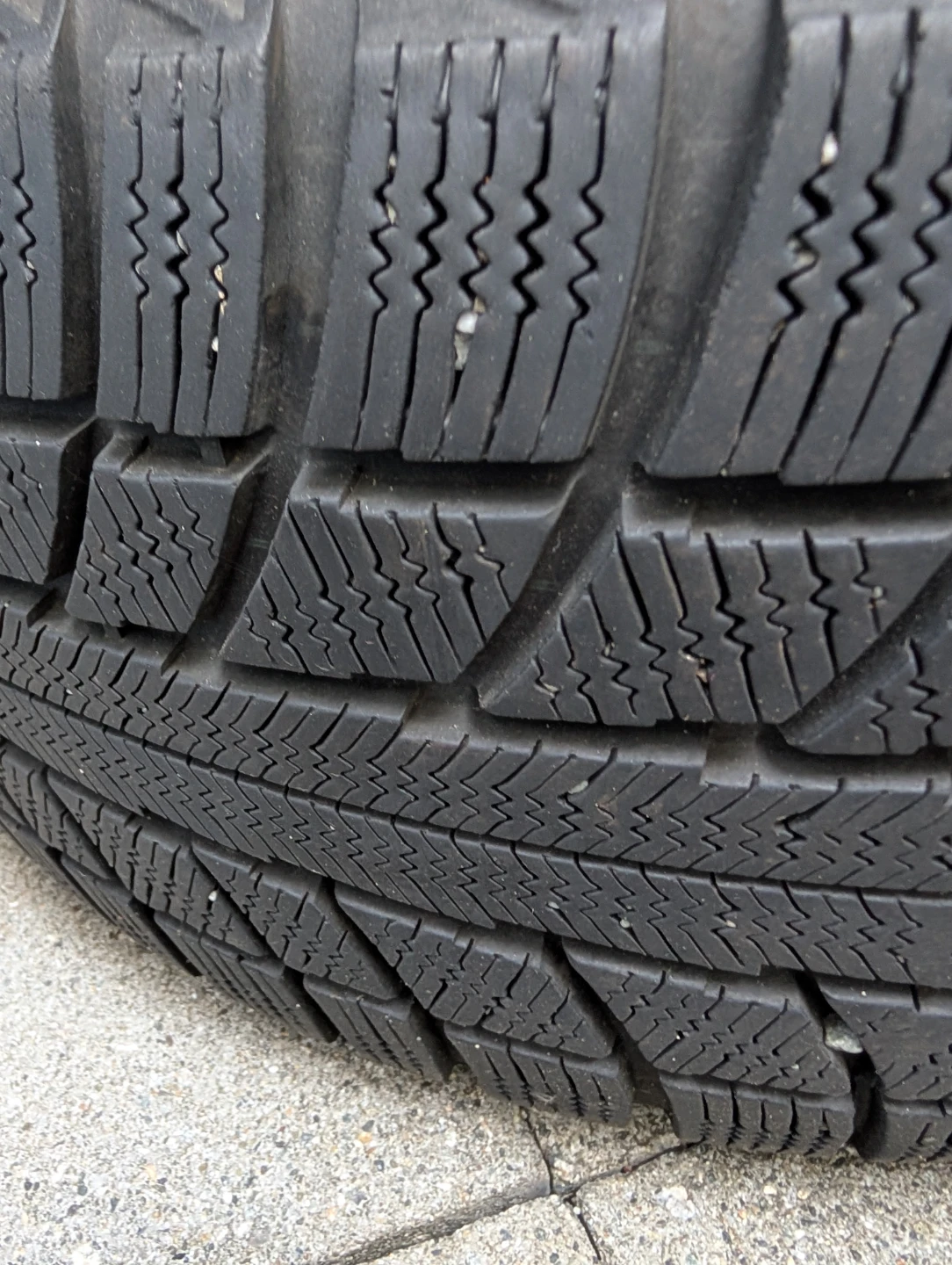Set of 4 Winter Tires - photo 5