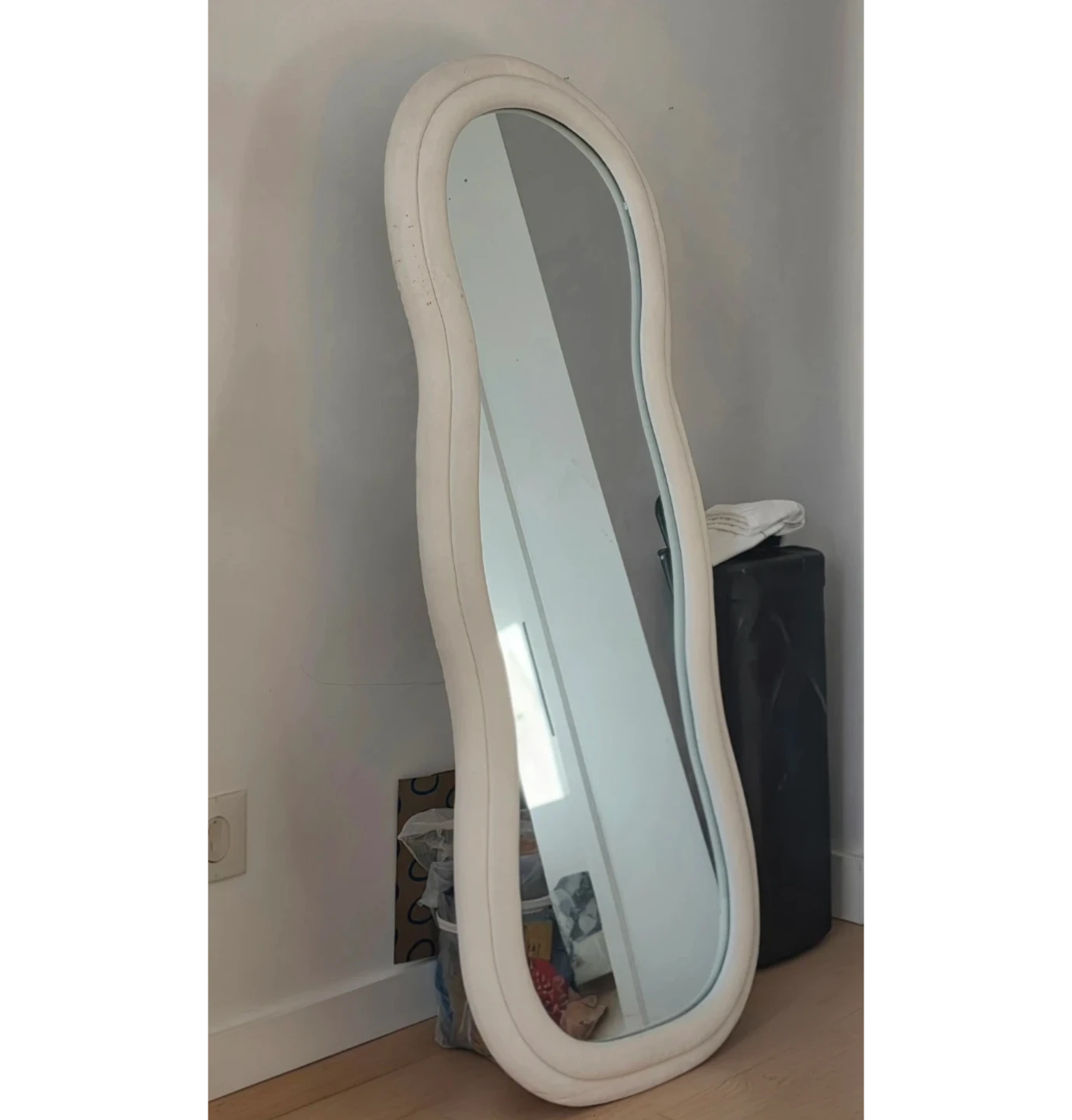 Cream Standing Mirror(very sturdy)