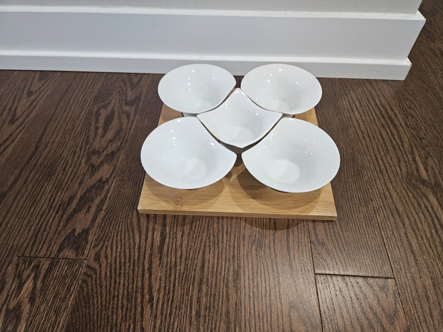 White Ceramic Serving Bowls Set with Bamboo Tray