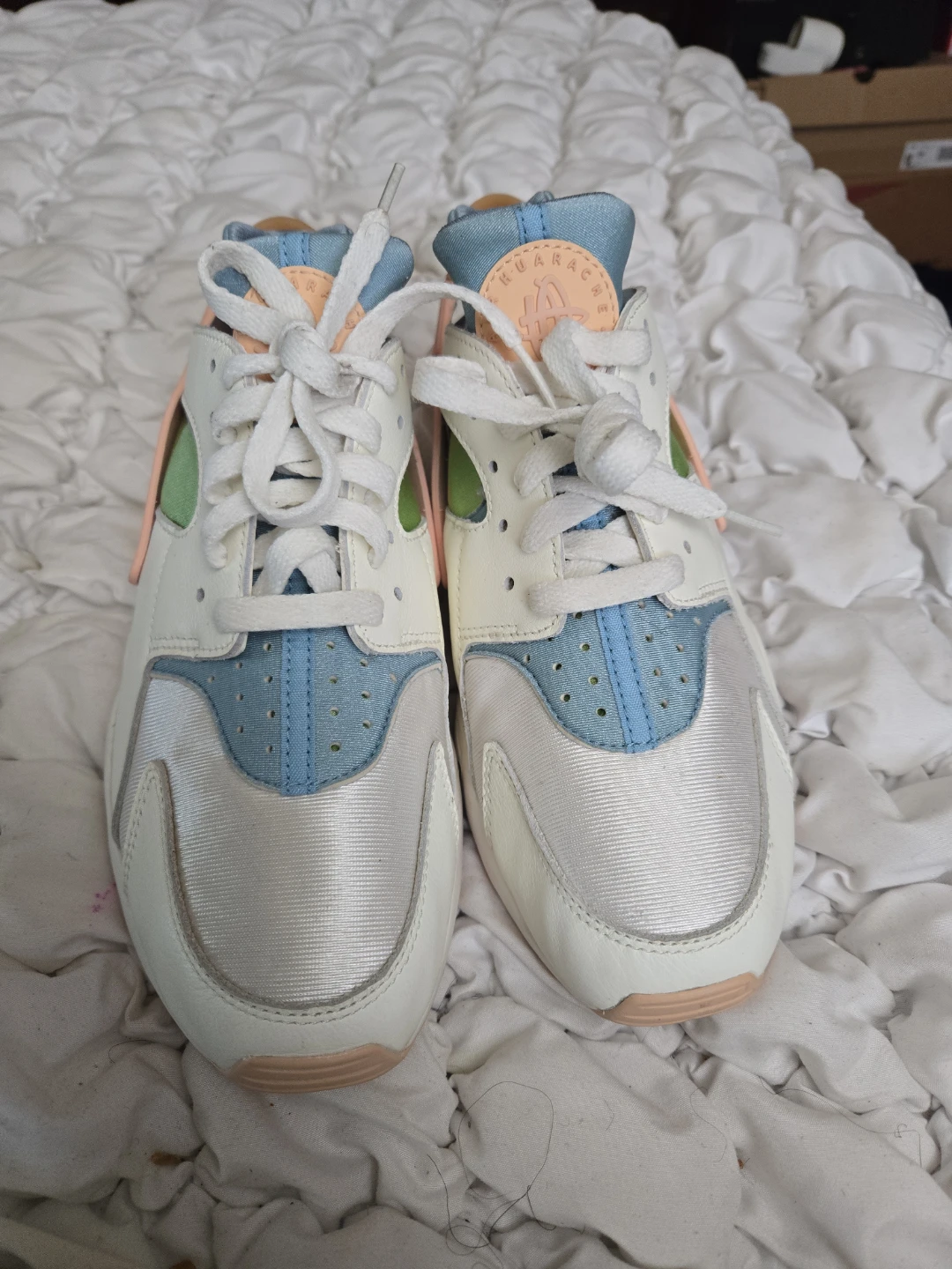 Nike Air Huarache Women's Sneakers - photo 2