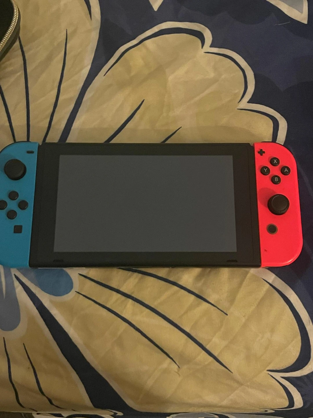 Nintendo Switch Console with Zelda Case - photo 3