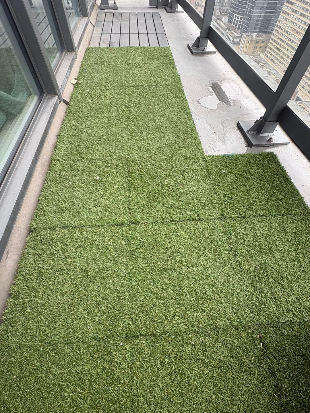 Artificial Grass tiles for Balcony