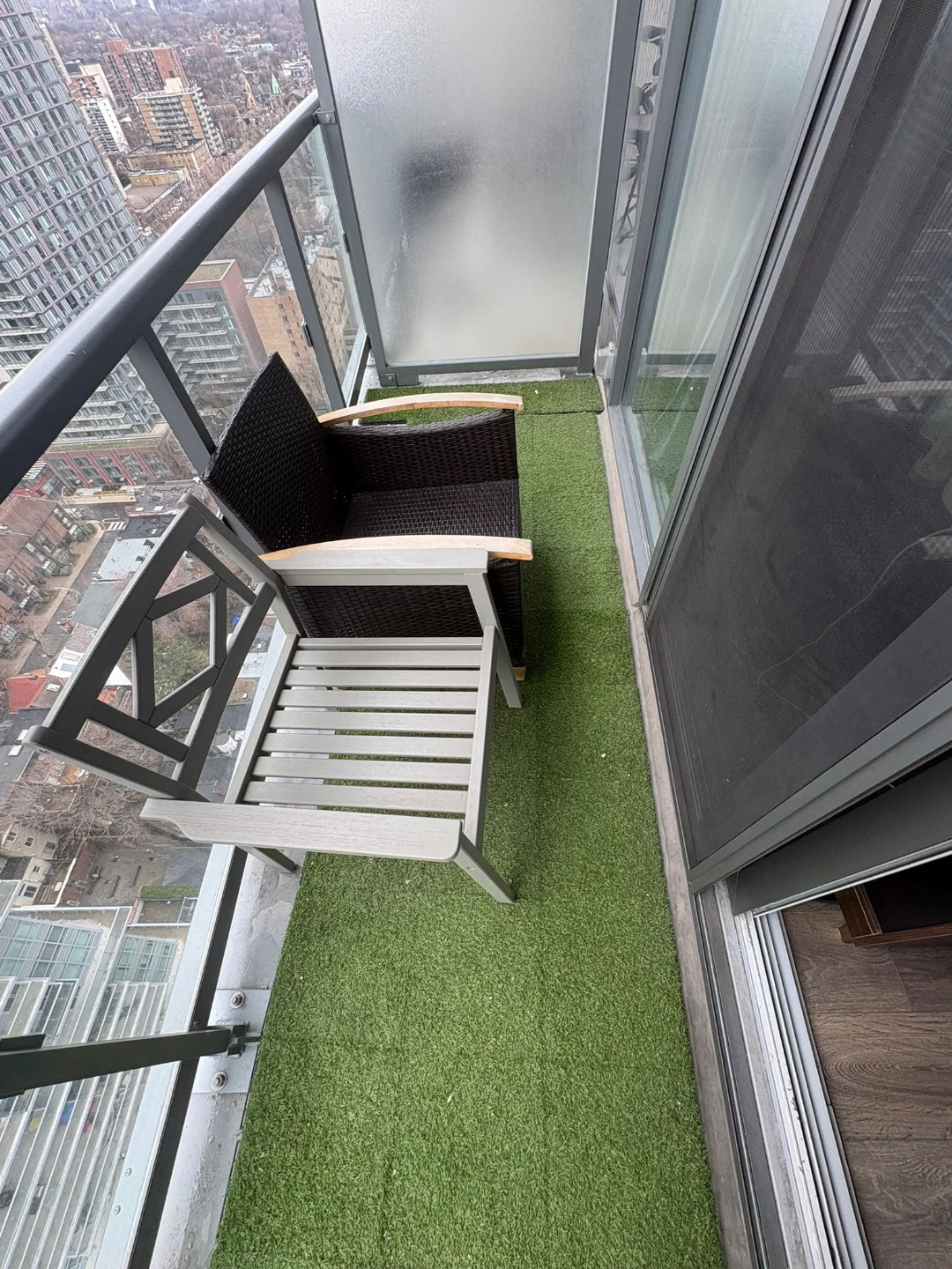 Artificial Grass tiles for Balcony - photo 4