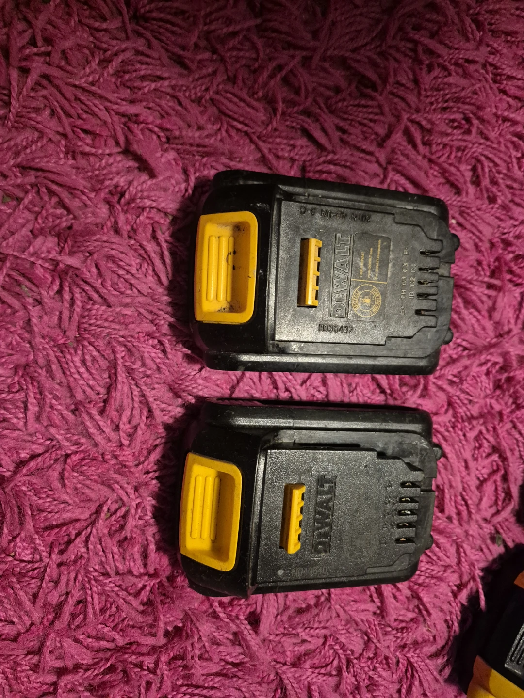 2x DeWalt 40-V Max Lithium-Ion Battery Packs