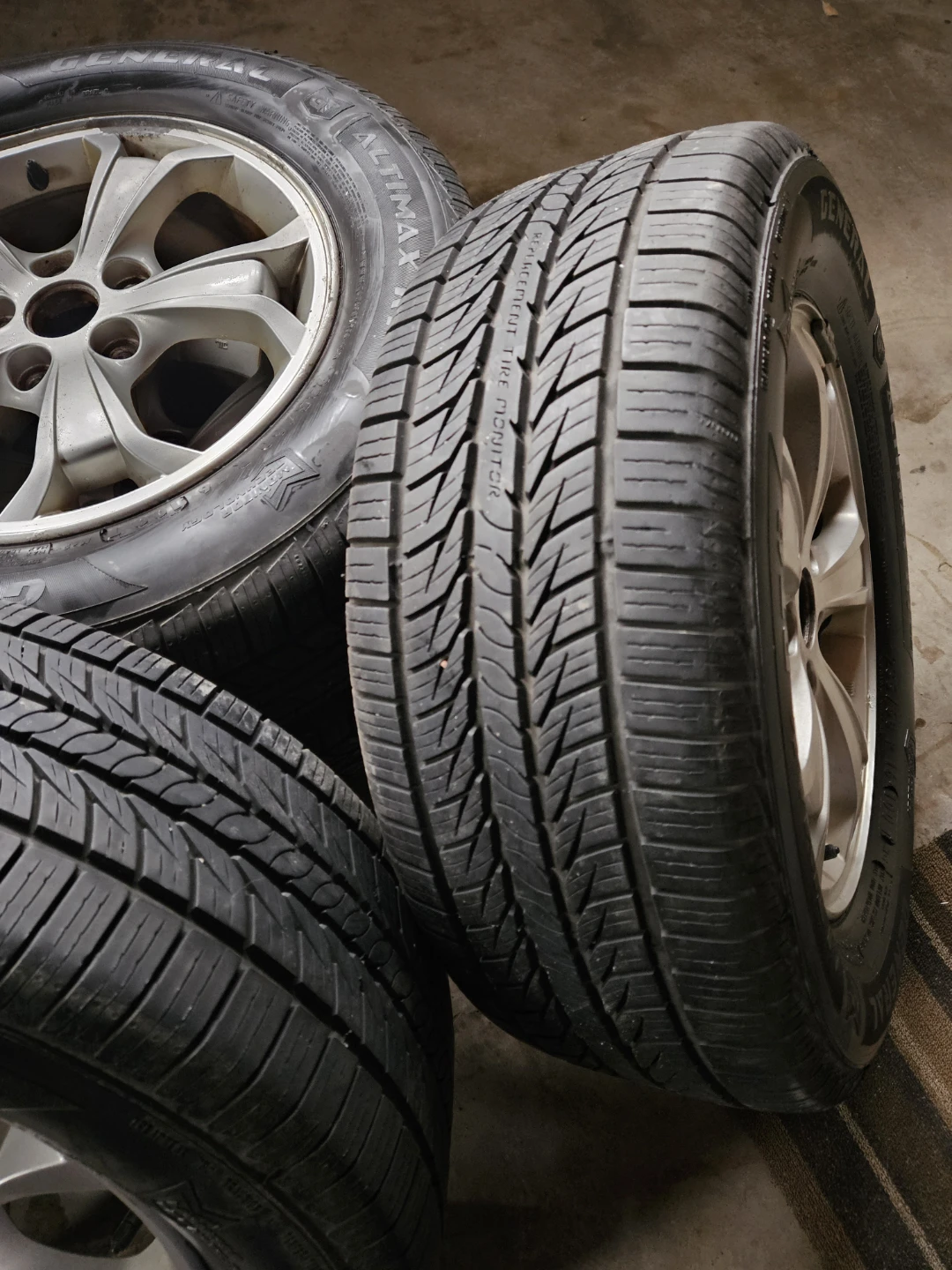 General Altimax RT 43 Tires with Rims (Set of 4) - photo 2