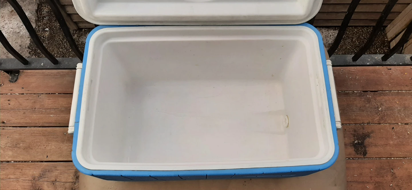 Coleman & Playmate Coolers READ DESCRIPTION ON SIZE - photo 3